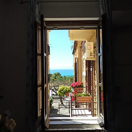 B&B Le 4 Stagioni Sul Viale, Belvedere Di Agrigento Room photo